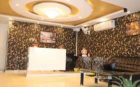 Hotel O Mint